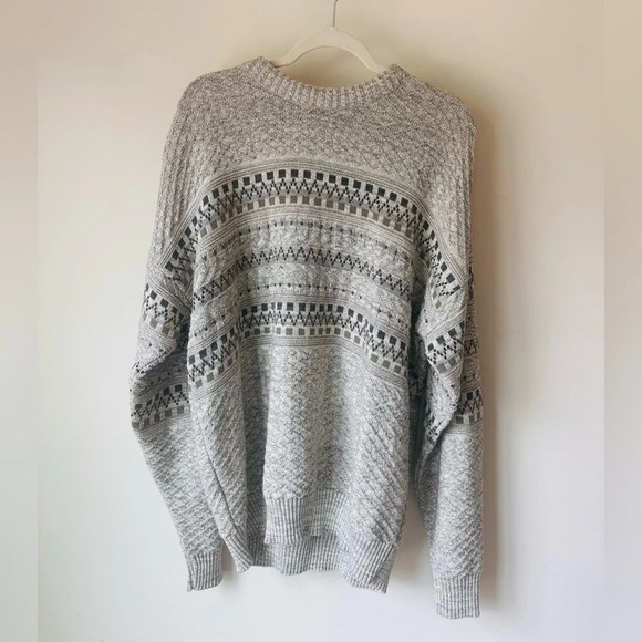 St. John’s Bay Men’s Vintage Sweater - Size XL - Picture 3 of 13